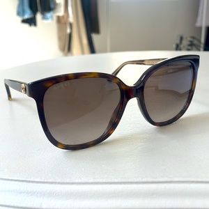 Gucci sunglasses